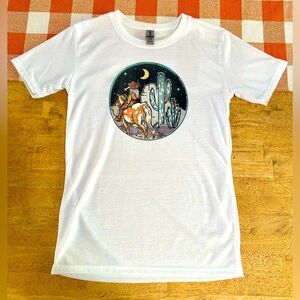 Gildan Unisex Fit Short Sleeve Tee Crewneck  Unisex Size Small Women